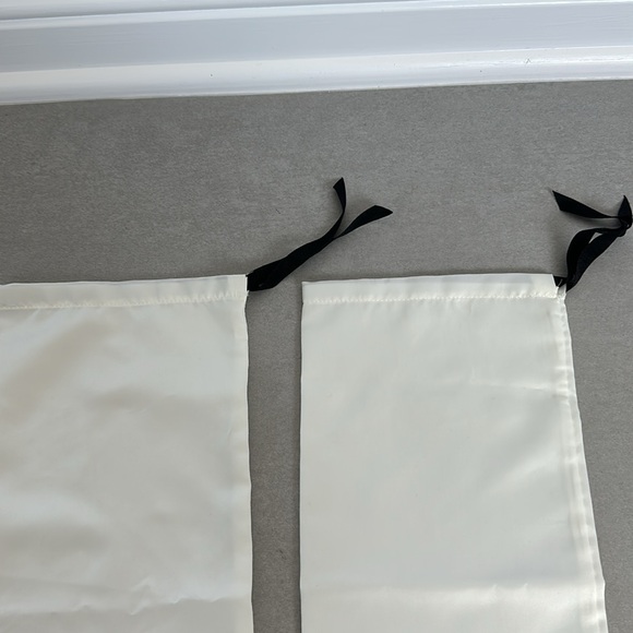 Pair of Gucci Luxury Ivory Sateen Authentic Drawstring Dust Bag Pouch - Picture 3 of 5